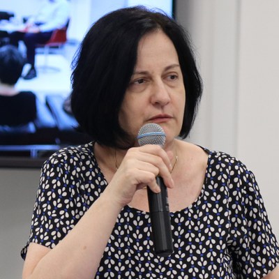 Roseli Lopes, professora da Escola Politécnica e fundadora da FEBRACE, é protagonista de matéria do Estadão